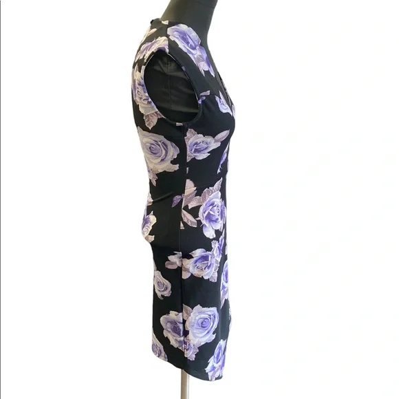 Almost Famous Floral Sleeveless Dress - Picture 4 of 9